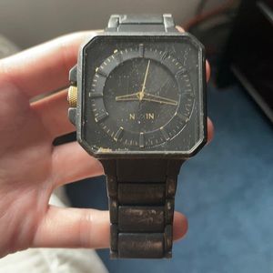 Nixon Jump The Platform